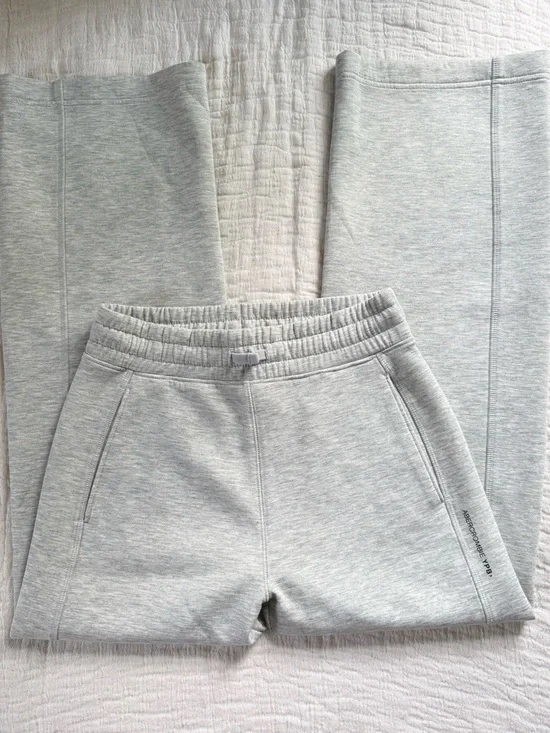 Abercrombie & Fitch YPB wide leg pants - Picture 2 of 3